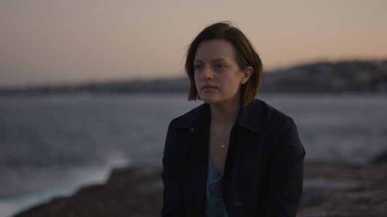 Elizabeth Moss as Detective Robin Griffin in Top Of The Lake S2 on Showmax