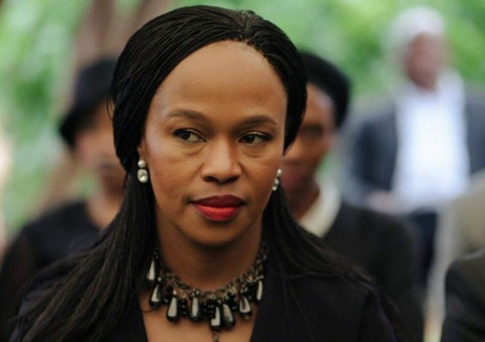 The River: Will Lindiwe survive the fire?