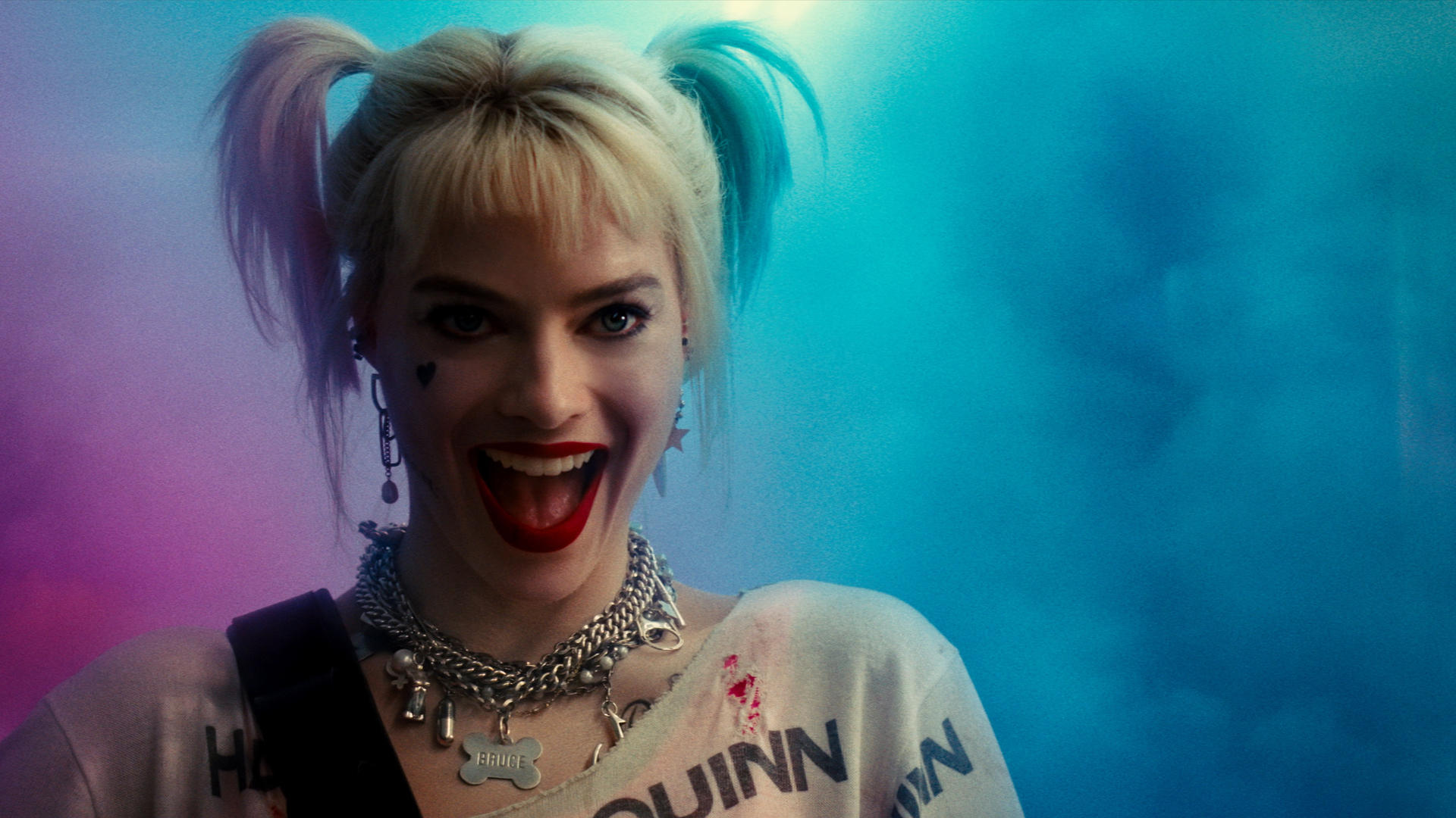 The queen of mayhem rampages through Gotham in Birds of Prey (2020)