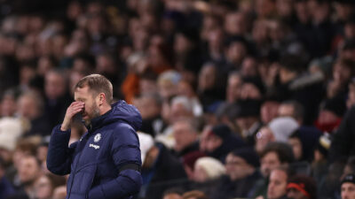Premier League giants: What’s going on at Liverpool and Chelsea?
