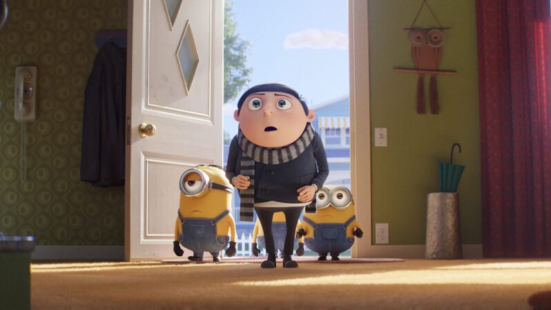 Gru and two minions in Minions: The Rise of Gru on Showmax