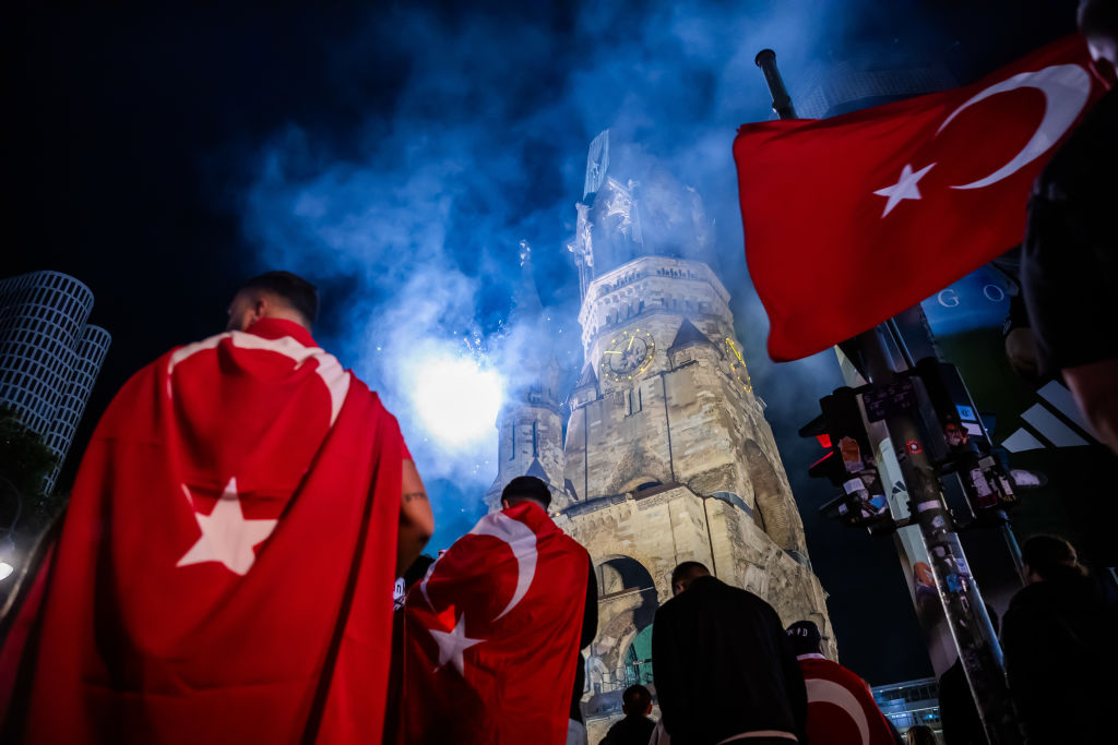 Can Türkiye upset the odds and claim victory against the Dutch?