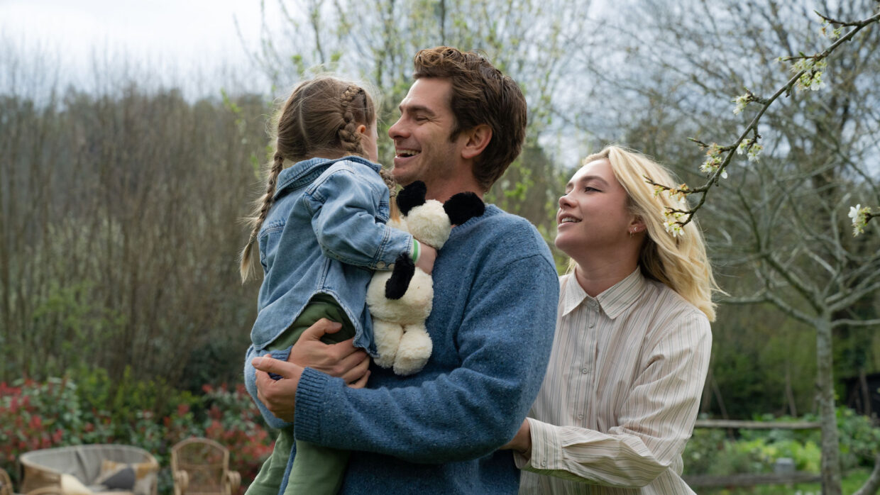 Andrew Garfield and Florence Pugh seduce us in We Live in Time